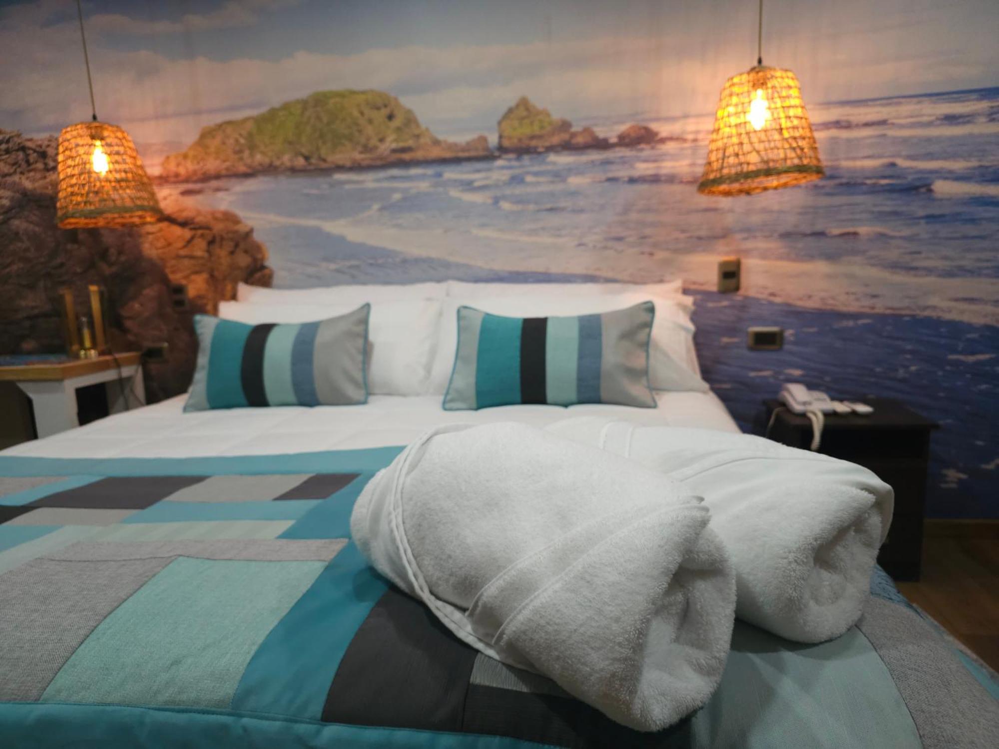 Hotel Boutique Tierra De Islas Chiloe Кастро Екстериор снимка