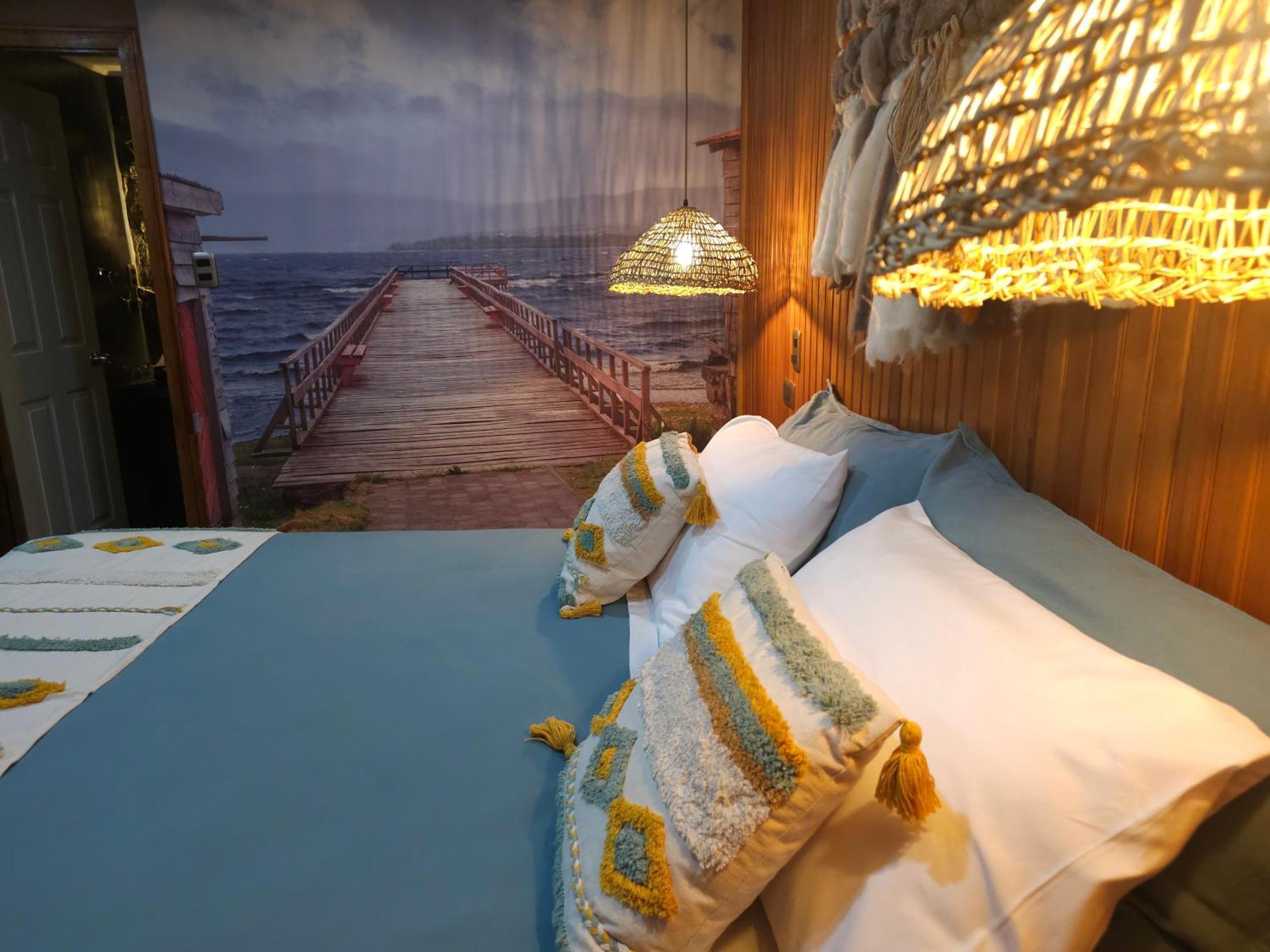 Hotel Boutique Tierra De Islas Chiloe Кастро Екстериор снимка